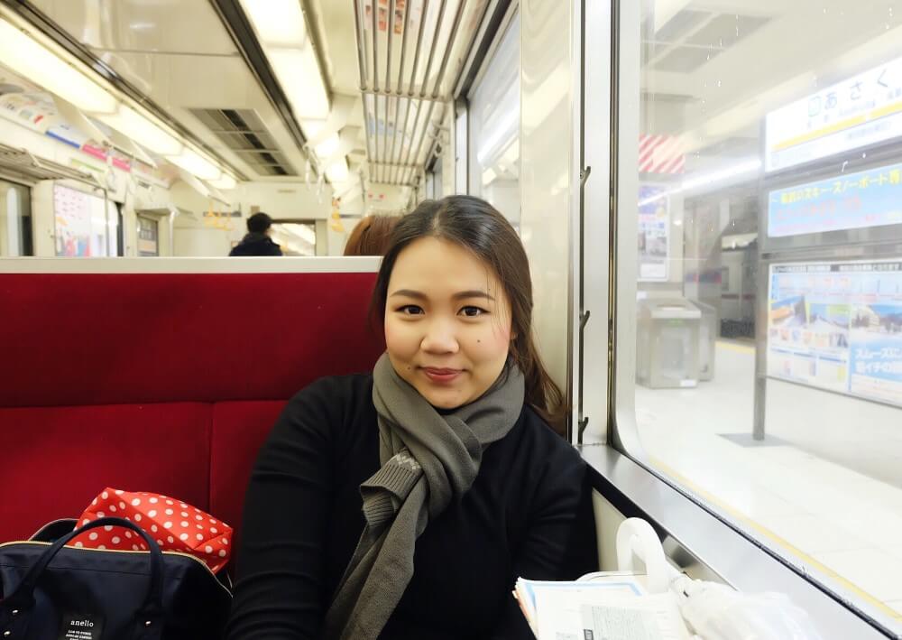 female traveler Travelling japan travelpeppy