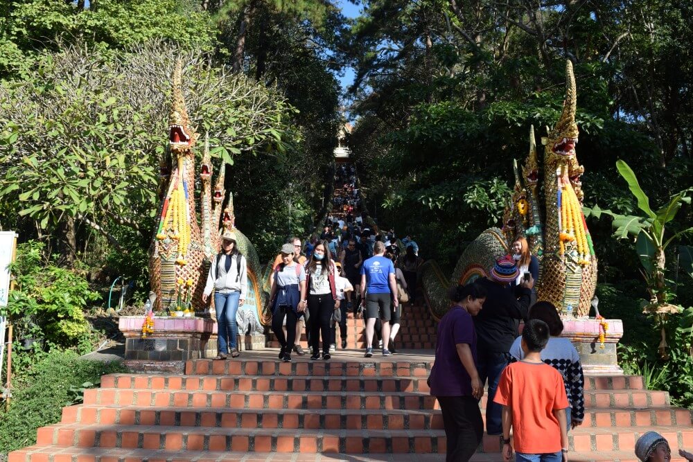 304 stairs of doi suthep temple