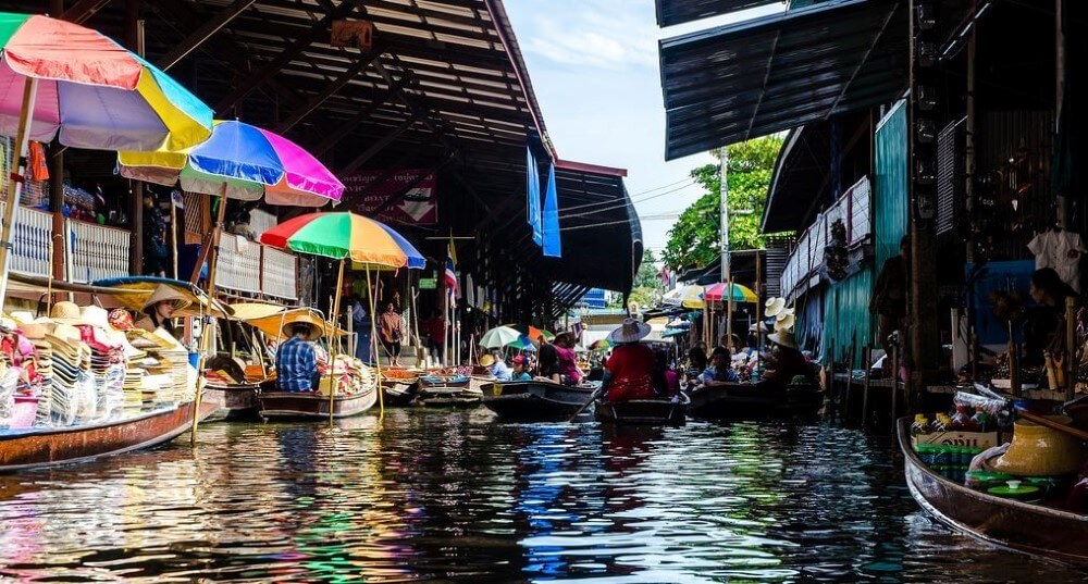 Taling Chan floating markets bangkok